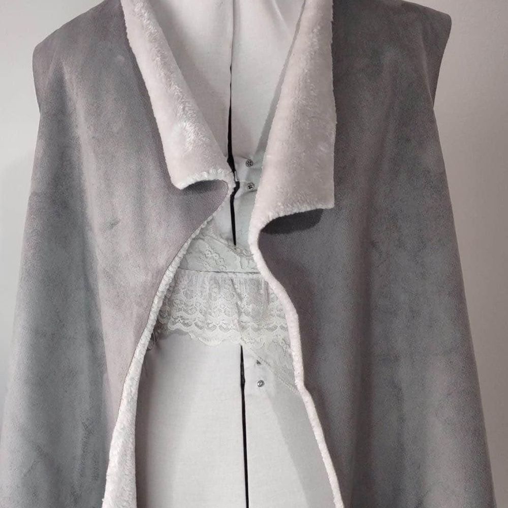 XL Ruby Rd. Sleeveless Gray Vest Soft Suede Feel Outside & Fluffy inside C5760